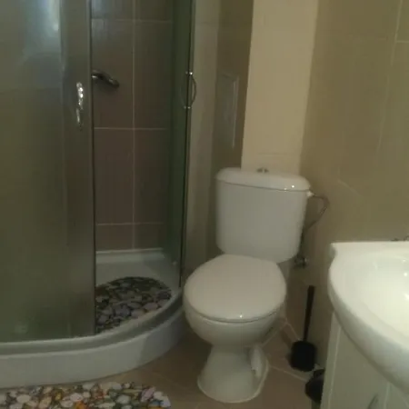 малена сарафово Apartman