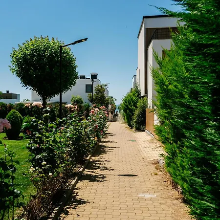 малена сарафово Apartament *