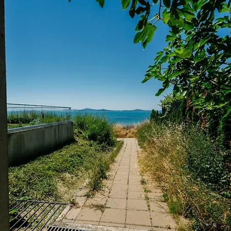 малена сарафово * Burgas