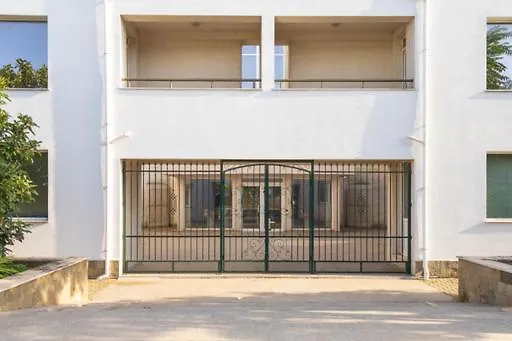 малена сарафово * Бургас